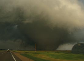 Storm Chasers 1-4 image 002